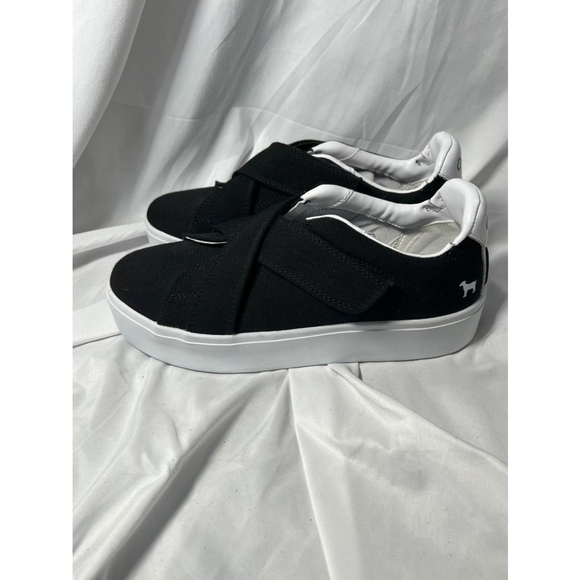 Goats The 728W Women’s‎ Sneakers Black Size 7.5 Criss Cross Velcro Straps - Picture 1 of 8